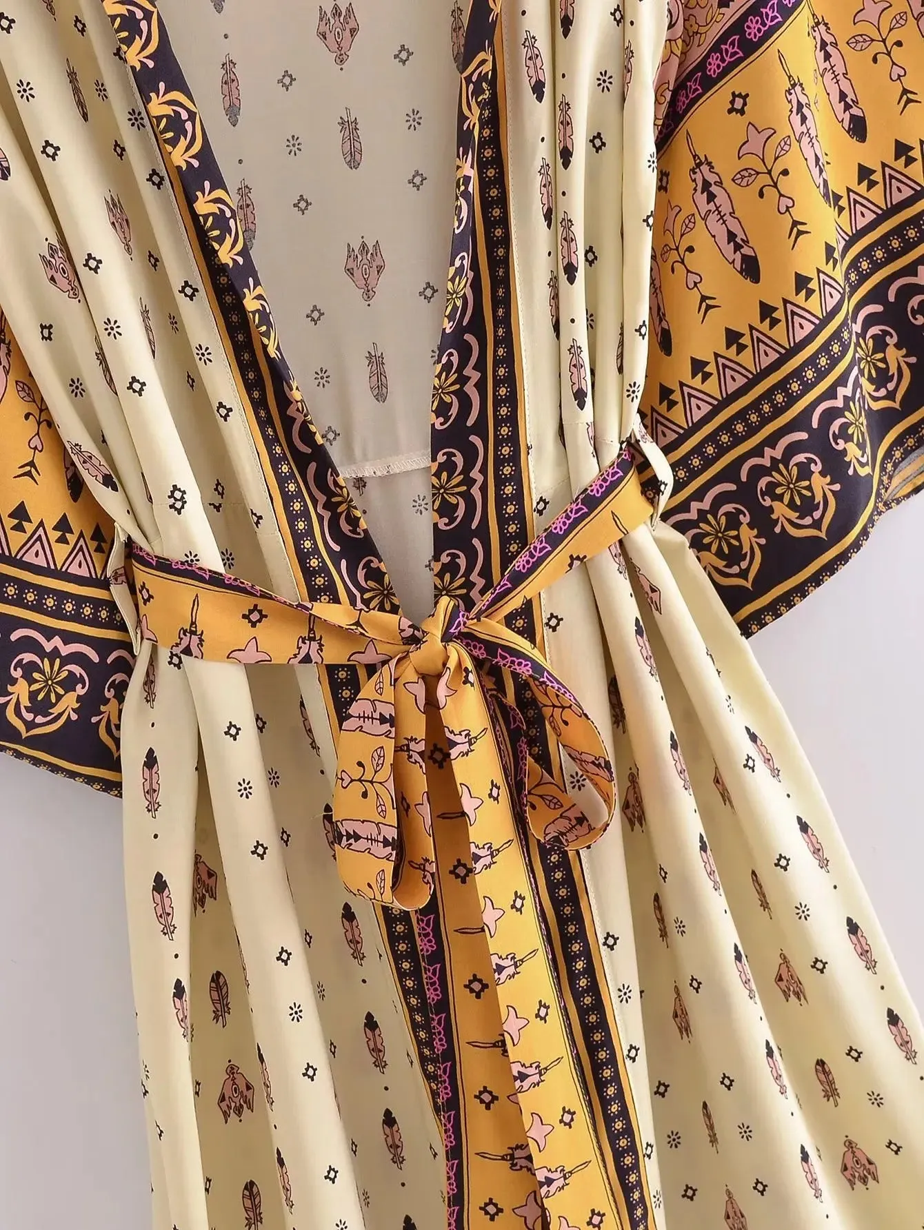Aleida Kimono