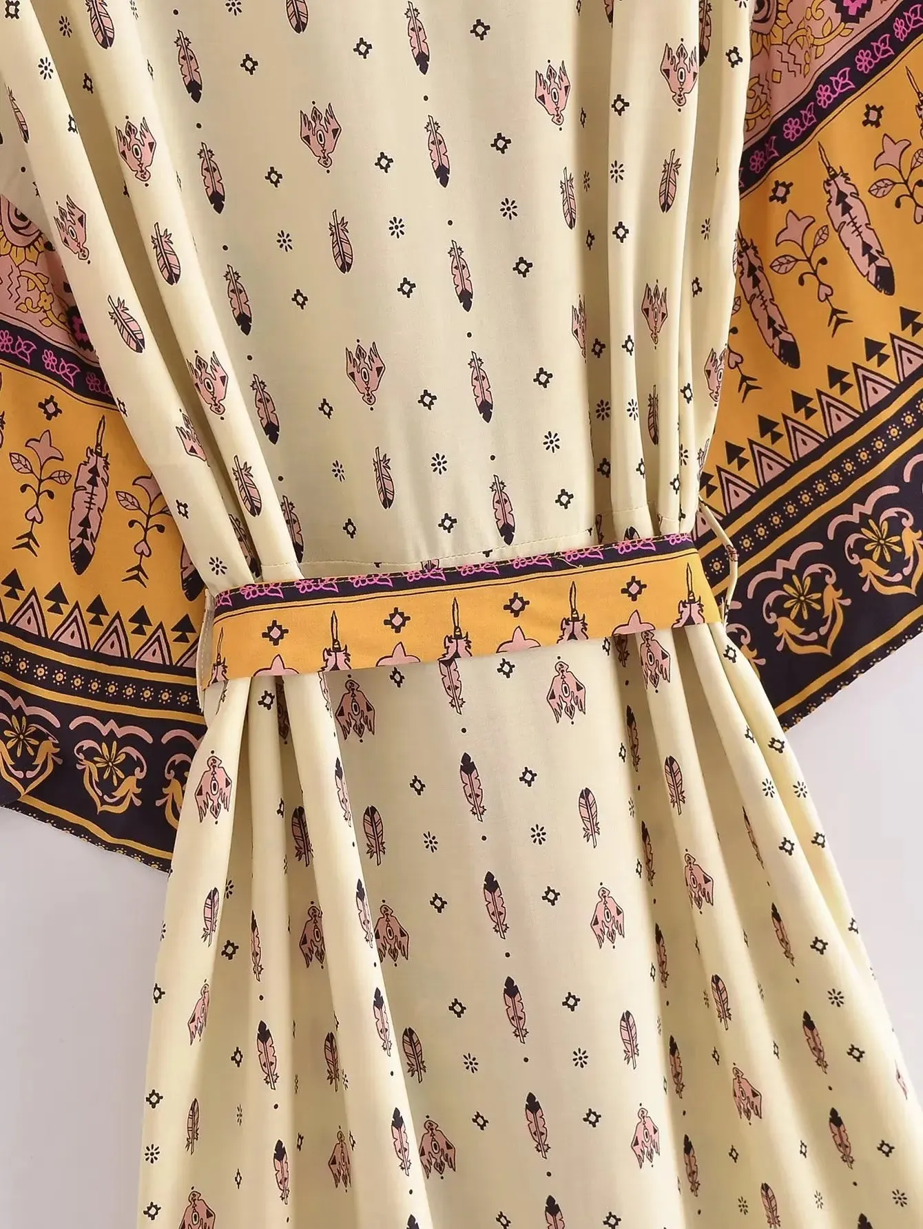 Aleida Kimono