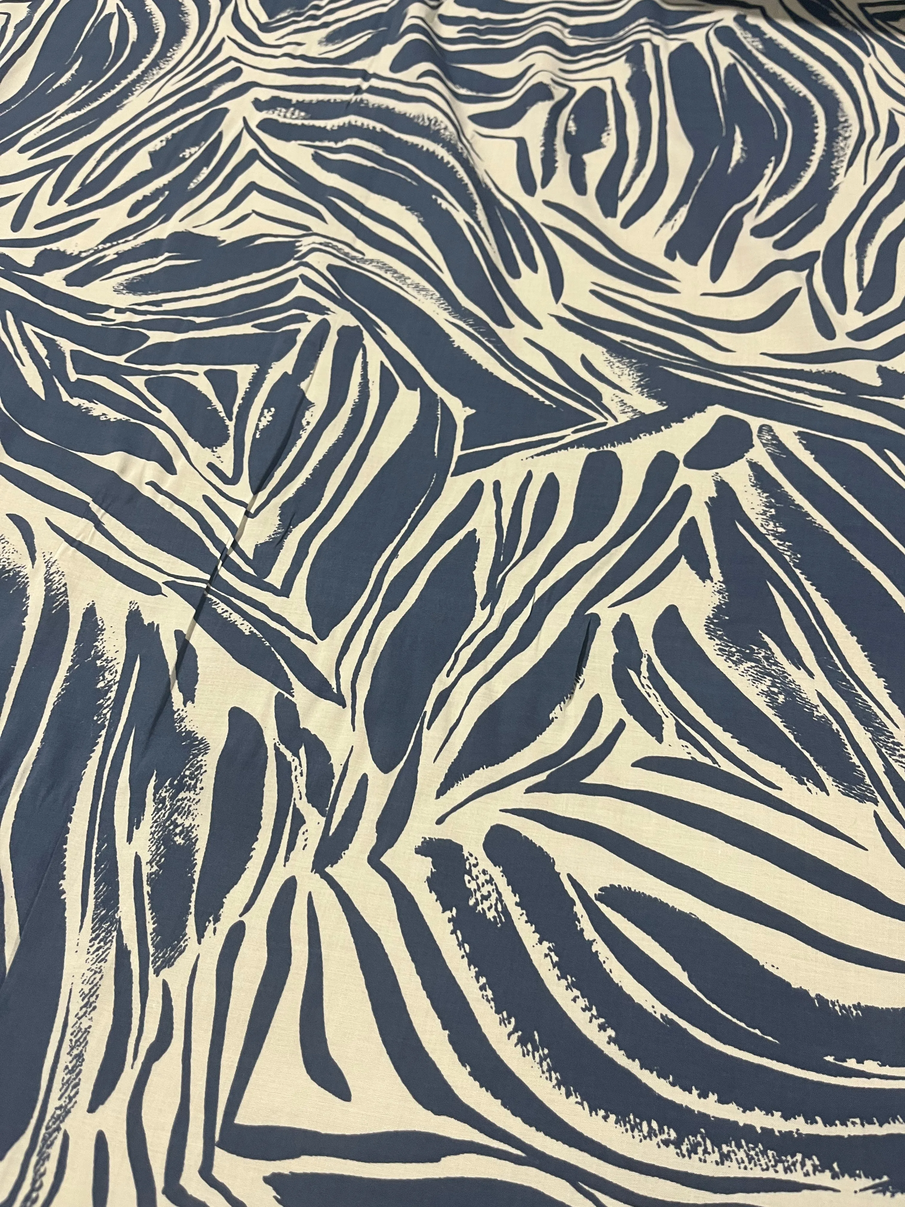 B01 1701 cotton voile bicolor indigo print