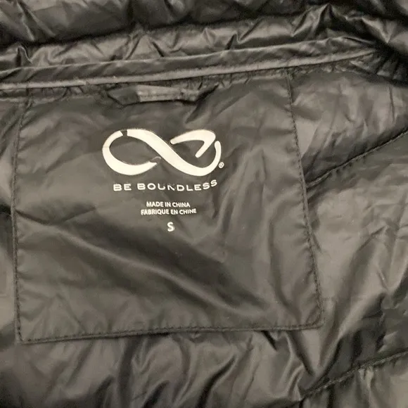 Be Boundless Bomber Puffer Vest  Black size small