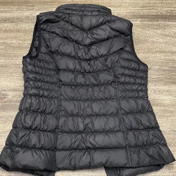 Be Boundless Bomber Puffer Vest  Black size small