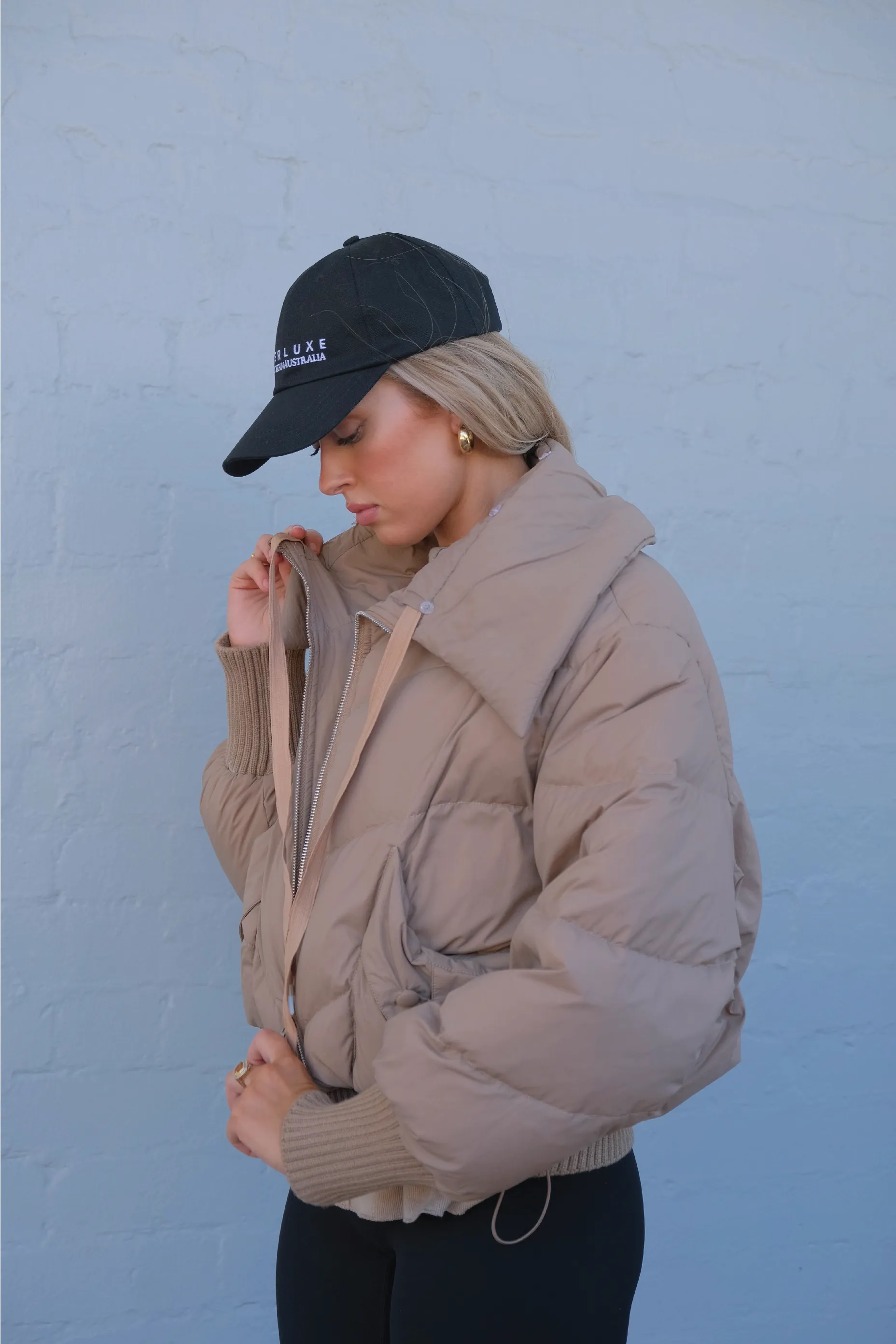 Billie Puffer in Latte