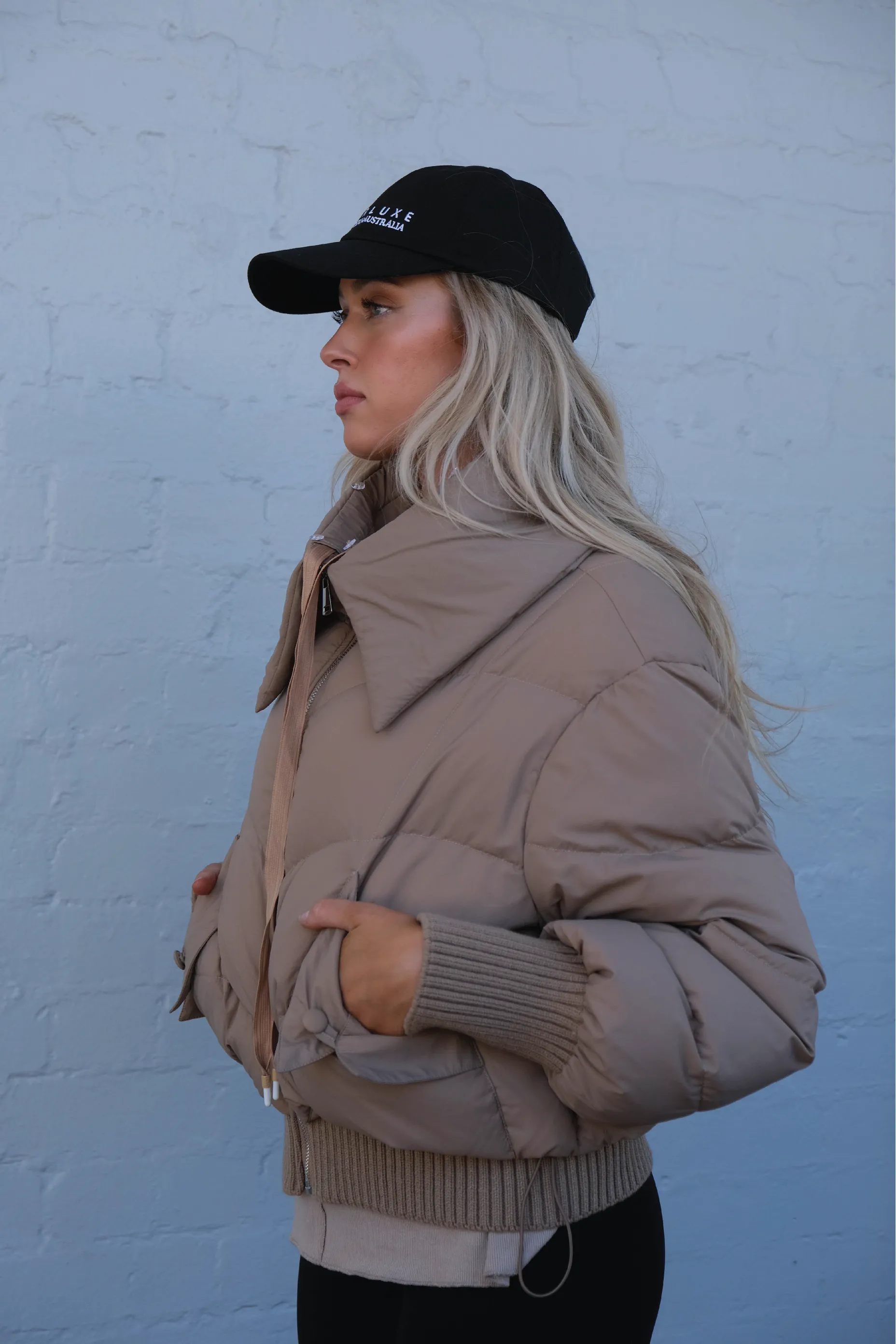 Billie Puffer in Latte