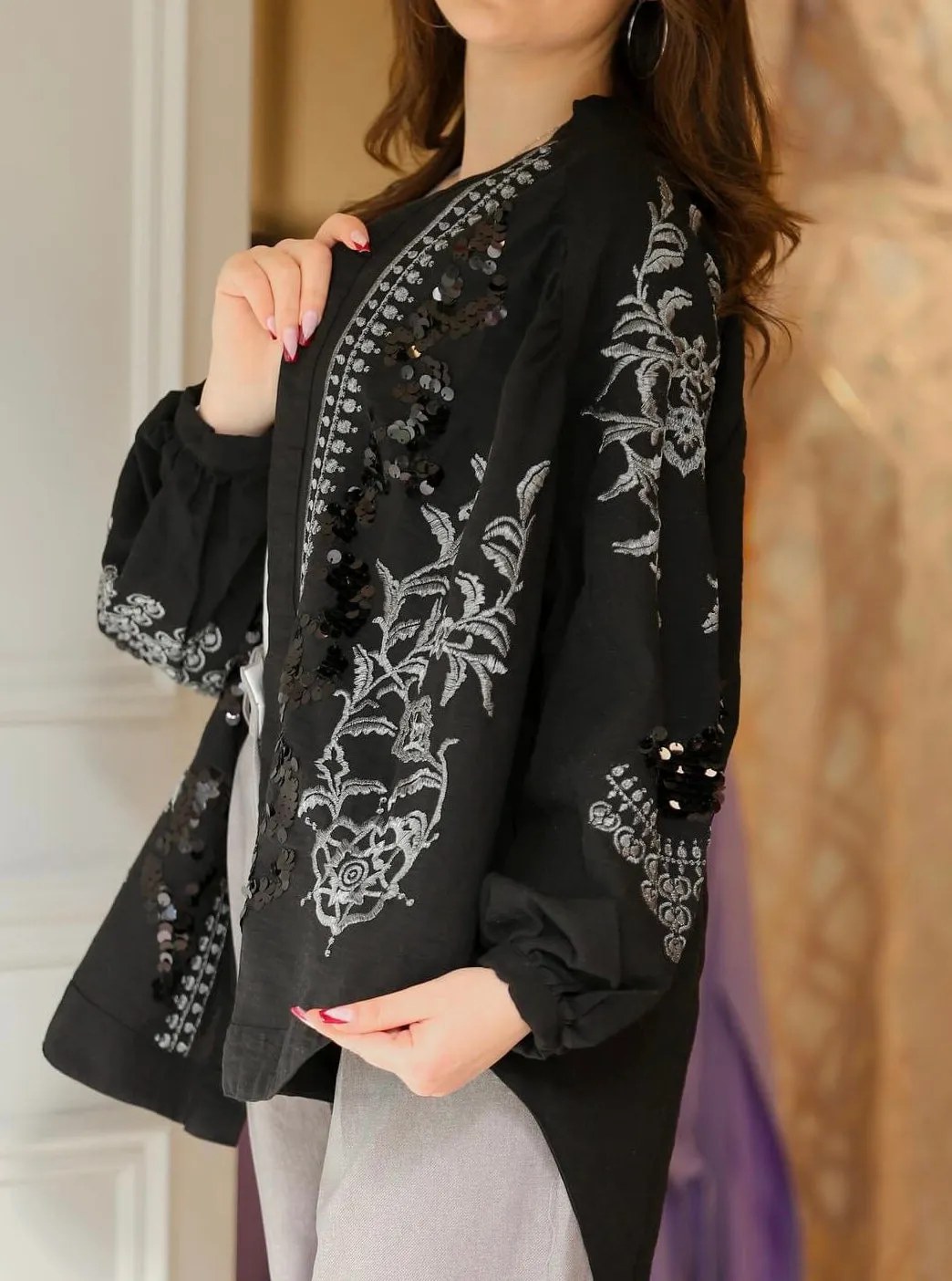 Black Silver Embroidered Kimono
