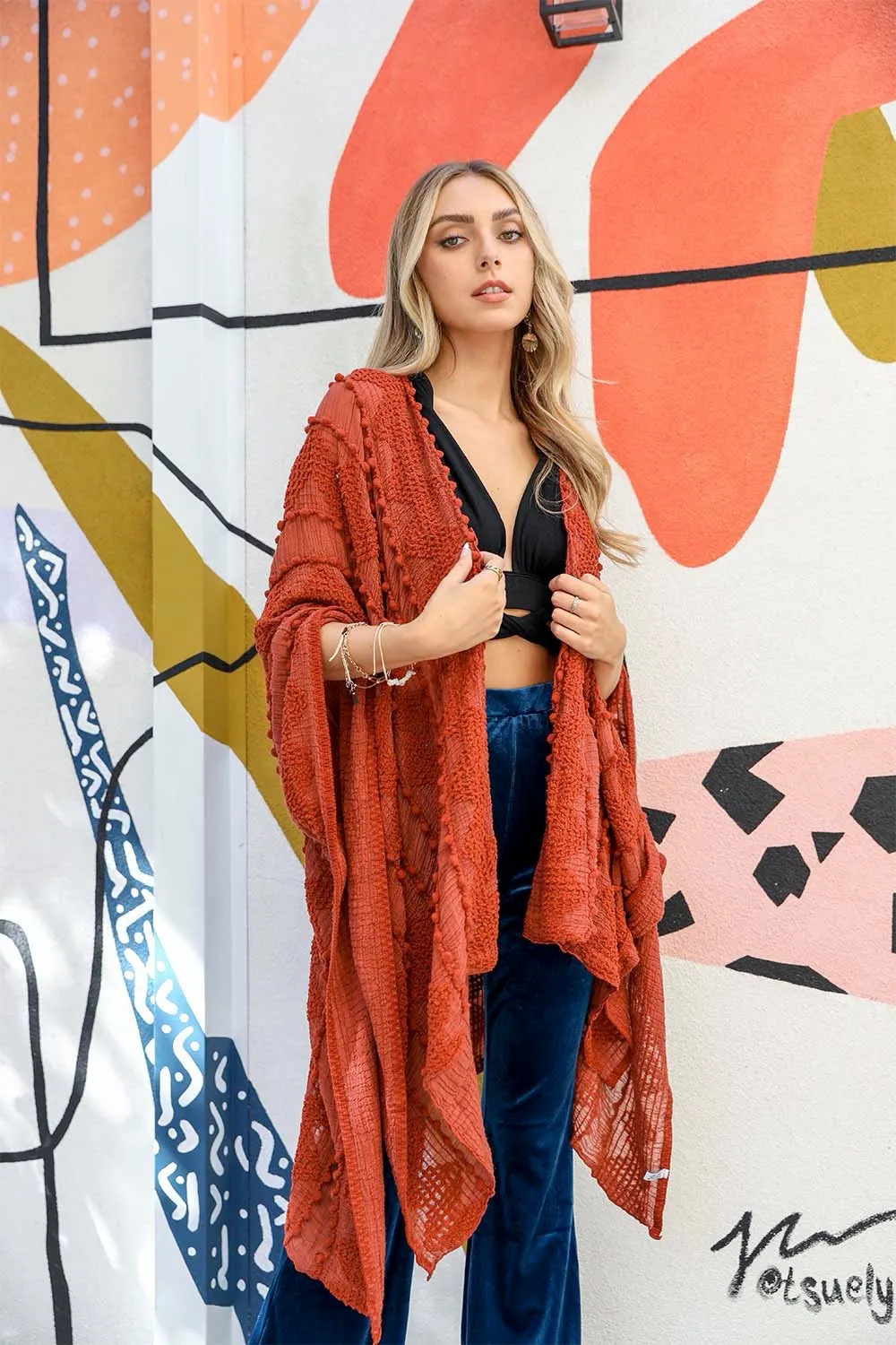 Boho Zig Zag Embroidered Kimono: A Stylish Statement Piece