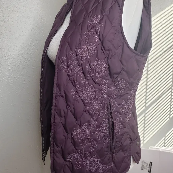 Eddie Bauer goose down purple puffer floral vest size small