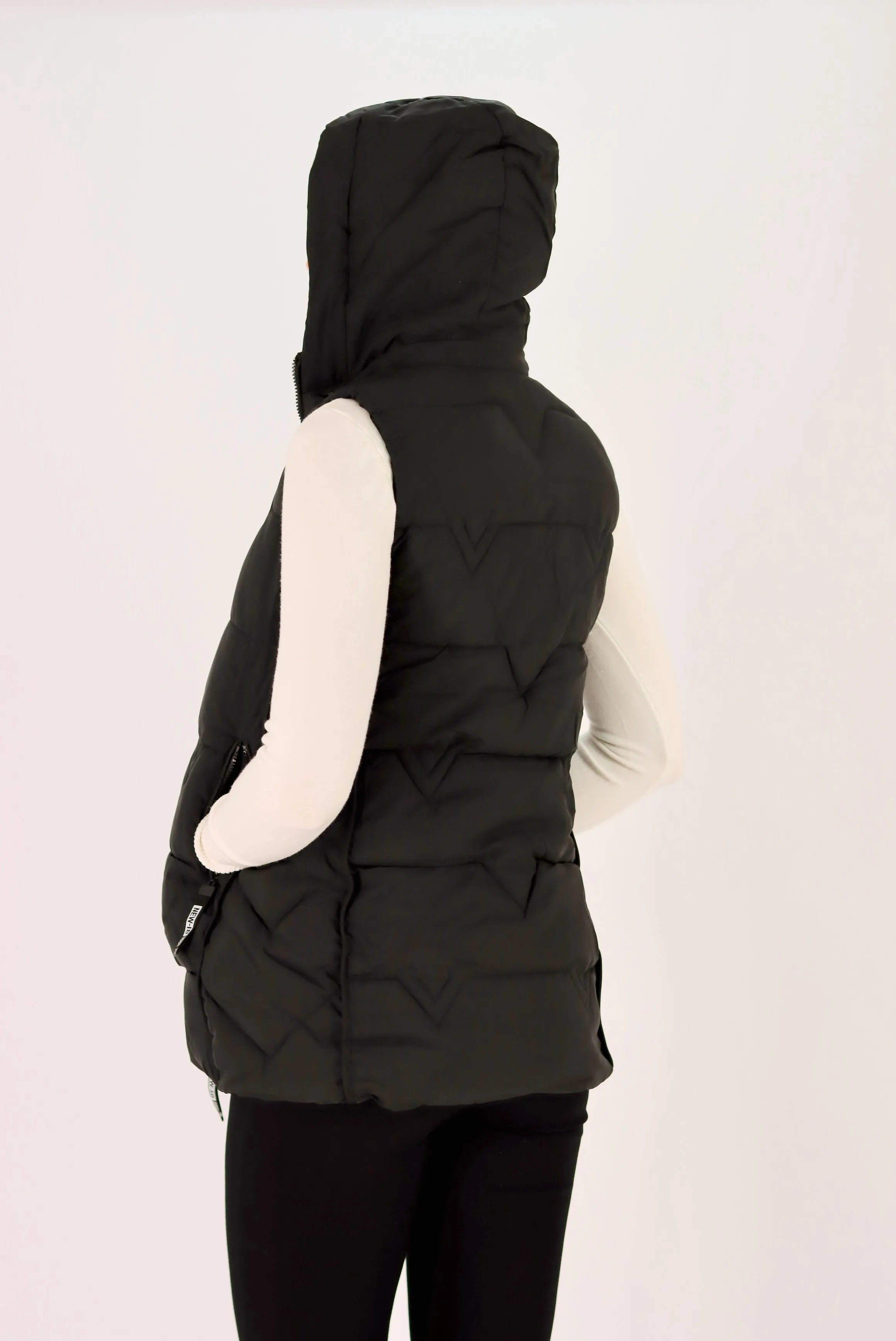 Erin Black Puffer Vest