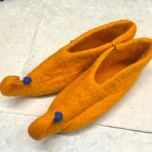 FELT SLIPPERS size 42