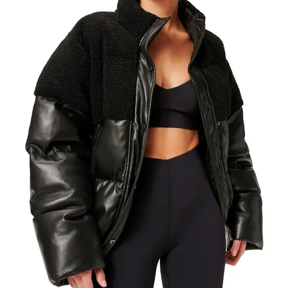 Good American Sherpa Mix Cocoon Puffer Black jacket  new size xxl