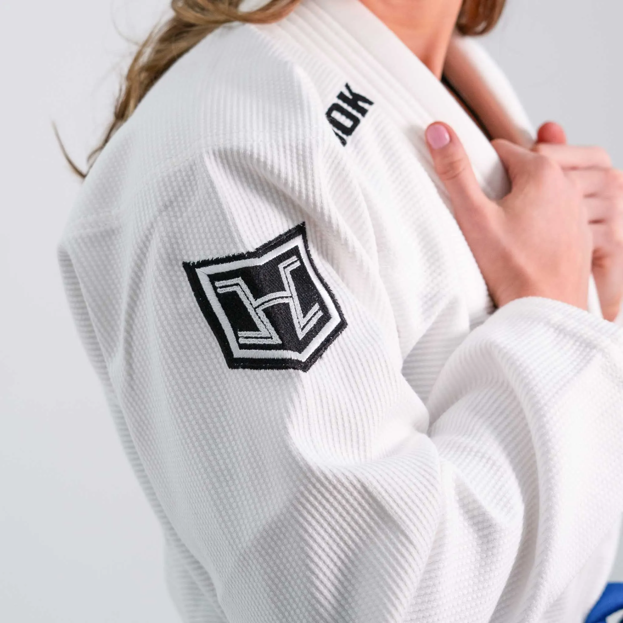 Hooks BJJ GI - Prolight II - White with Black