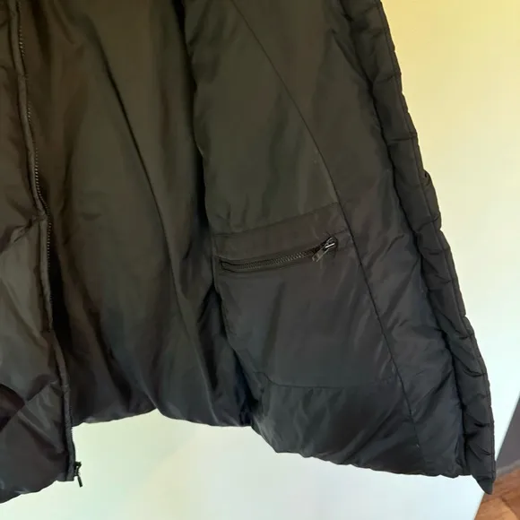 J. Crew black quilted down waterfowl feather filled 2 in 1 puffer coat vest med