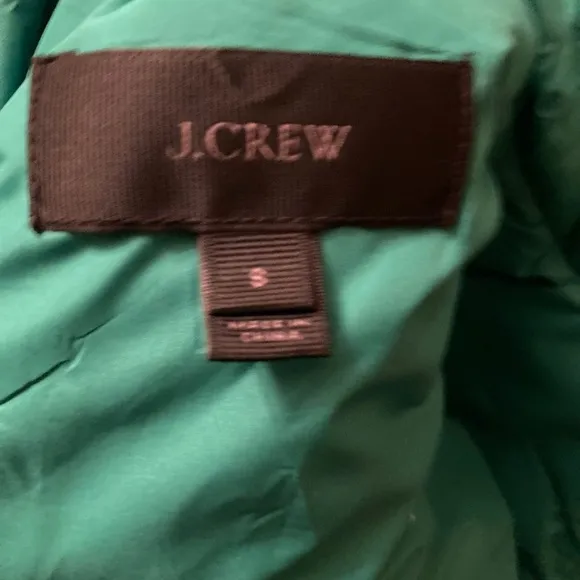 J Crew Excursion Quilted Puffer Gold Zipper Kelly Green Down Filled Snap…