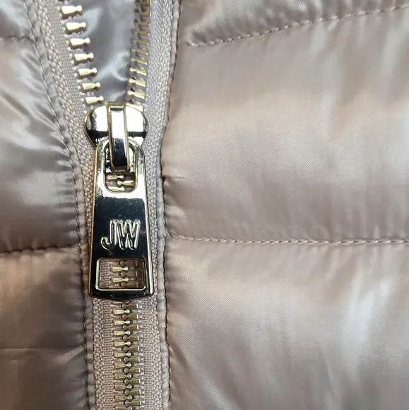 Jason WU Womens Metallic Rose Puffer Jacket Small  Travel Bag New