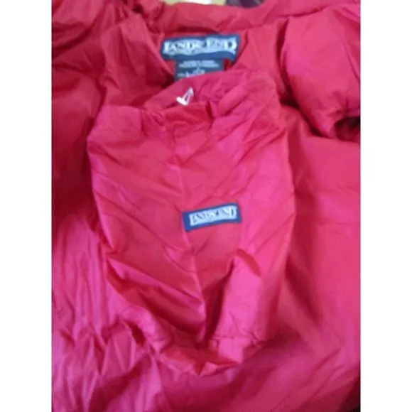 Lands End Lipstick Red Down Quilted Puffer Vest with Pouch EUC Ladies L 14 16