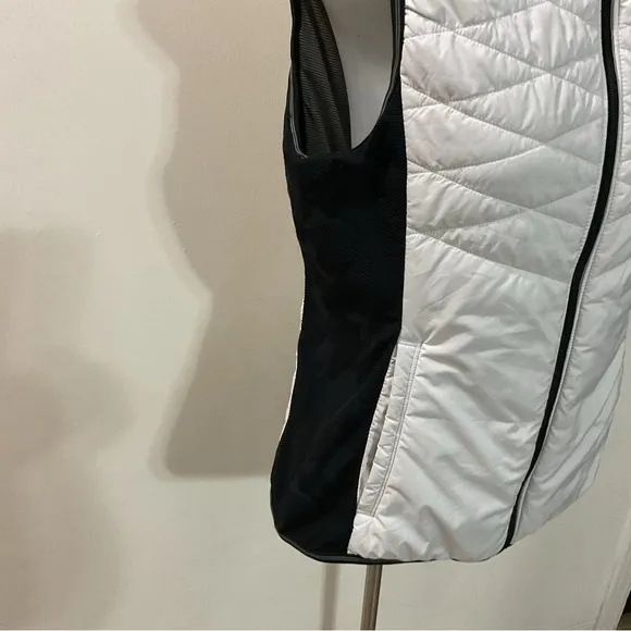 Lole Icy White Black  Down Puffer Vest Size M