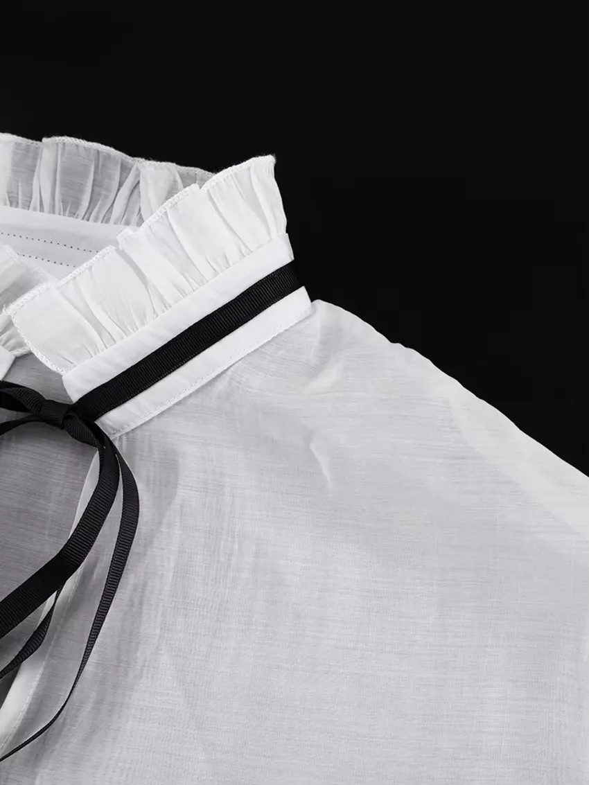 Loose White Ruffled Collar Blouse