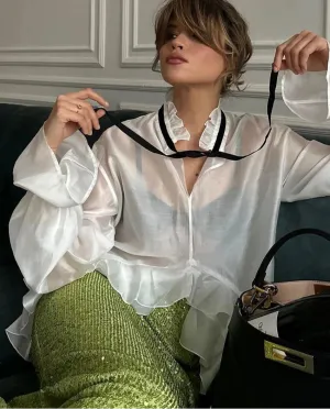 Loose White Ruffled Collar Blouse