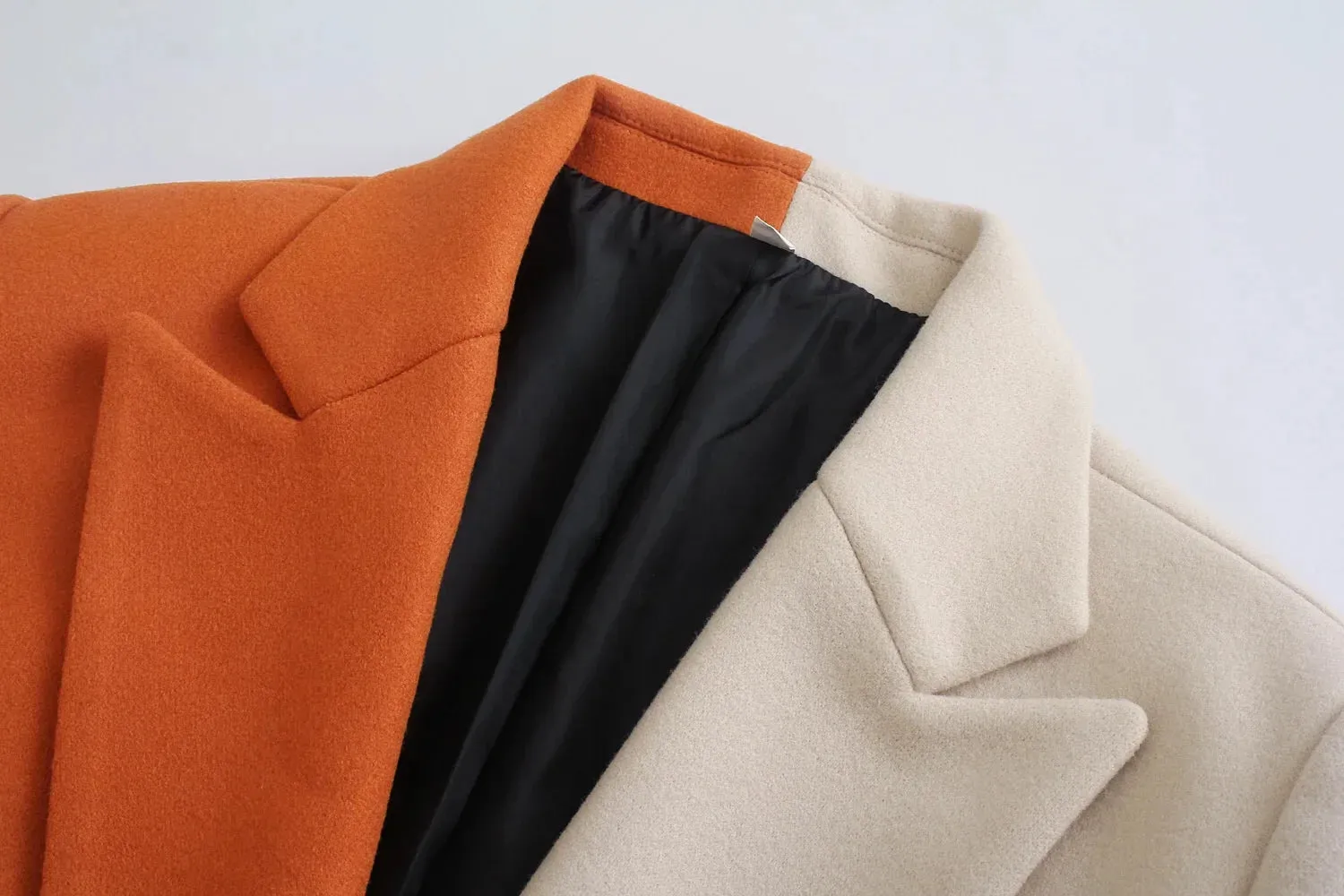Mael Two Tone Color Woolen Blazer