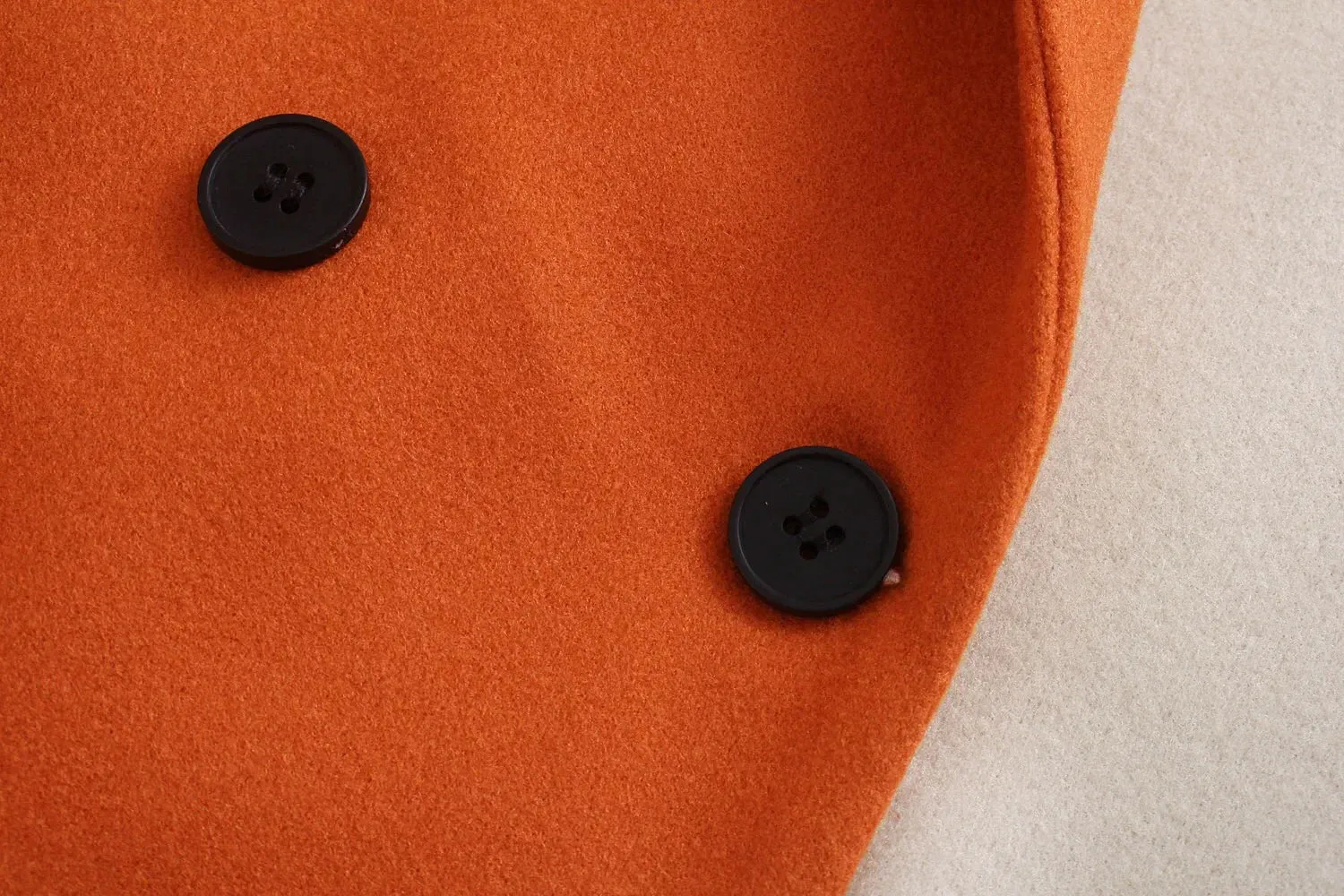 Mael Two Tone Color Woolen Blazer