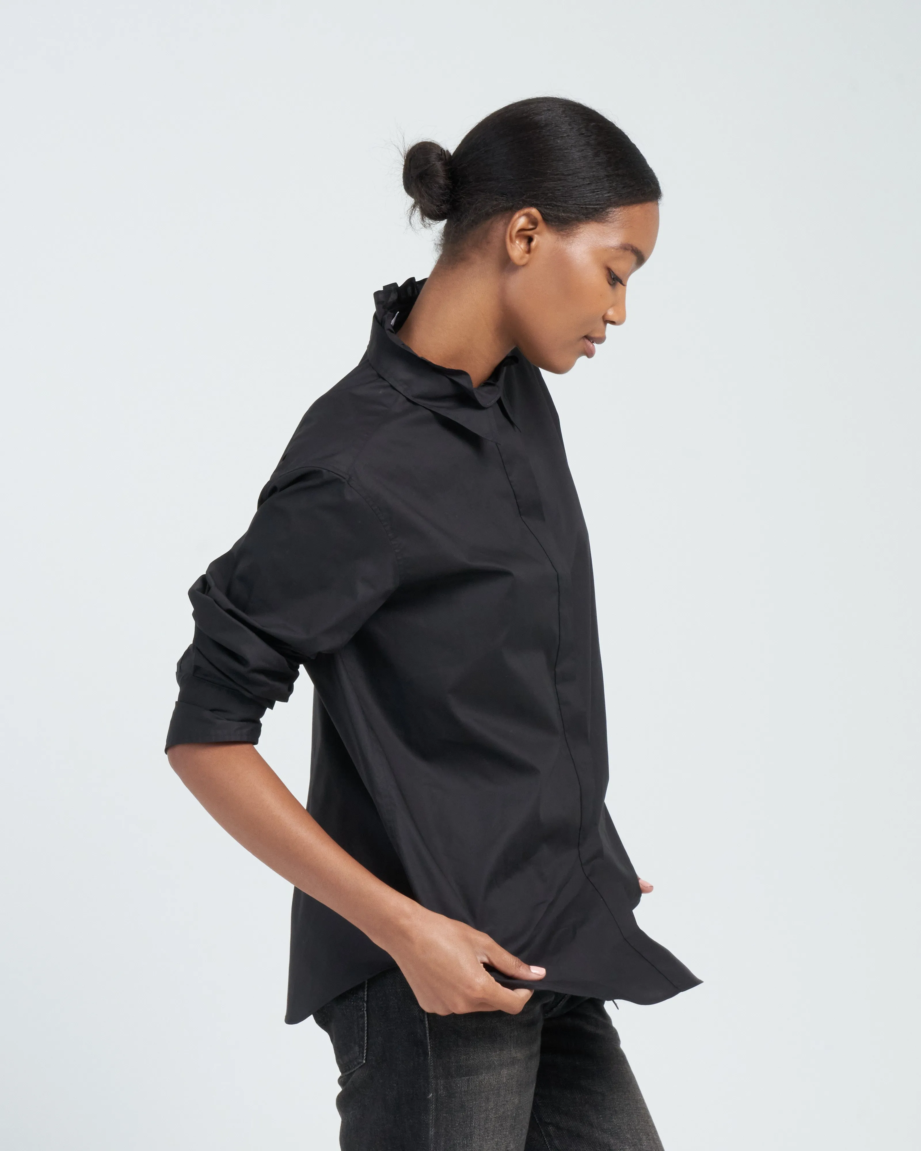 man's shirt w/ frill - black