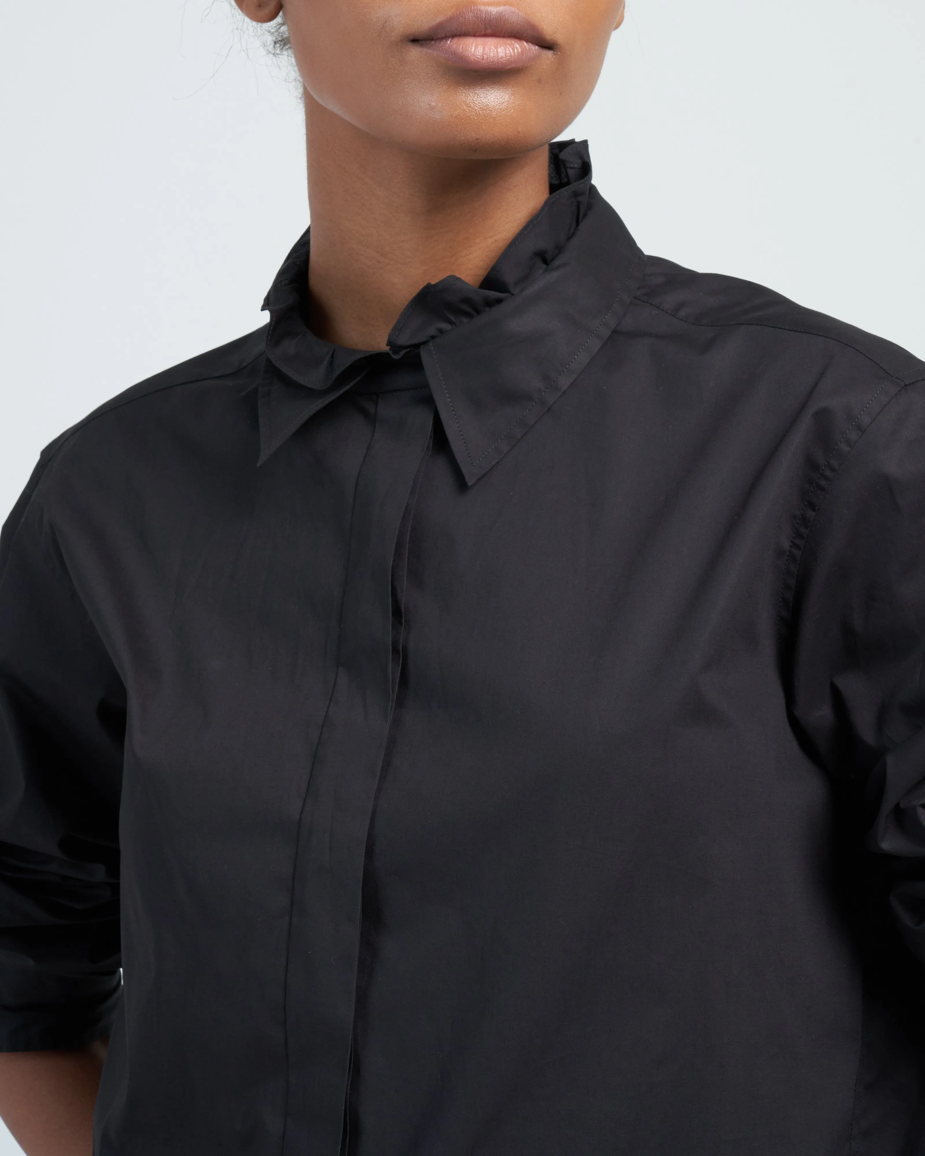 man's shirt w/ frill - black