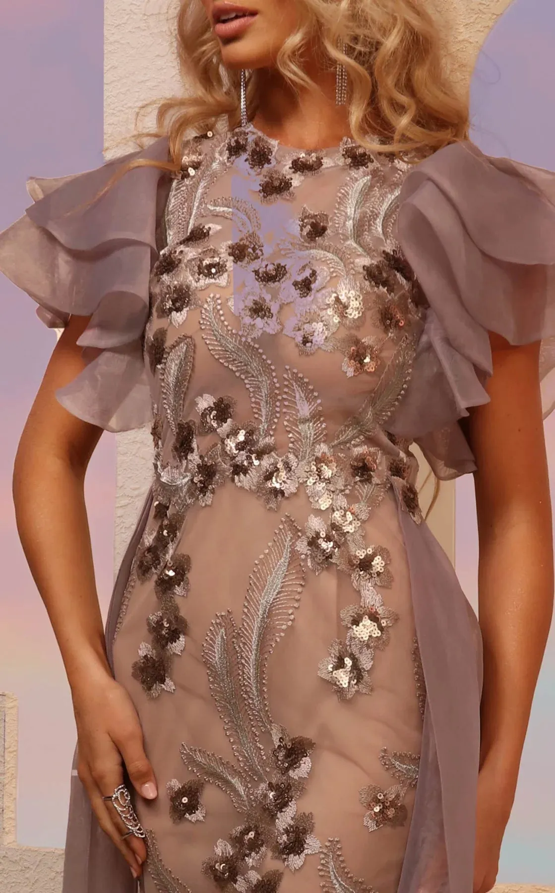 MNM COUTURE M0101