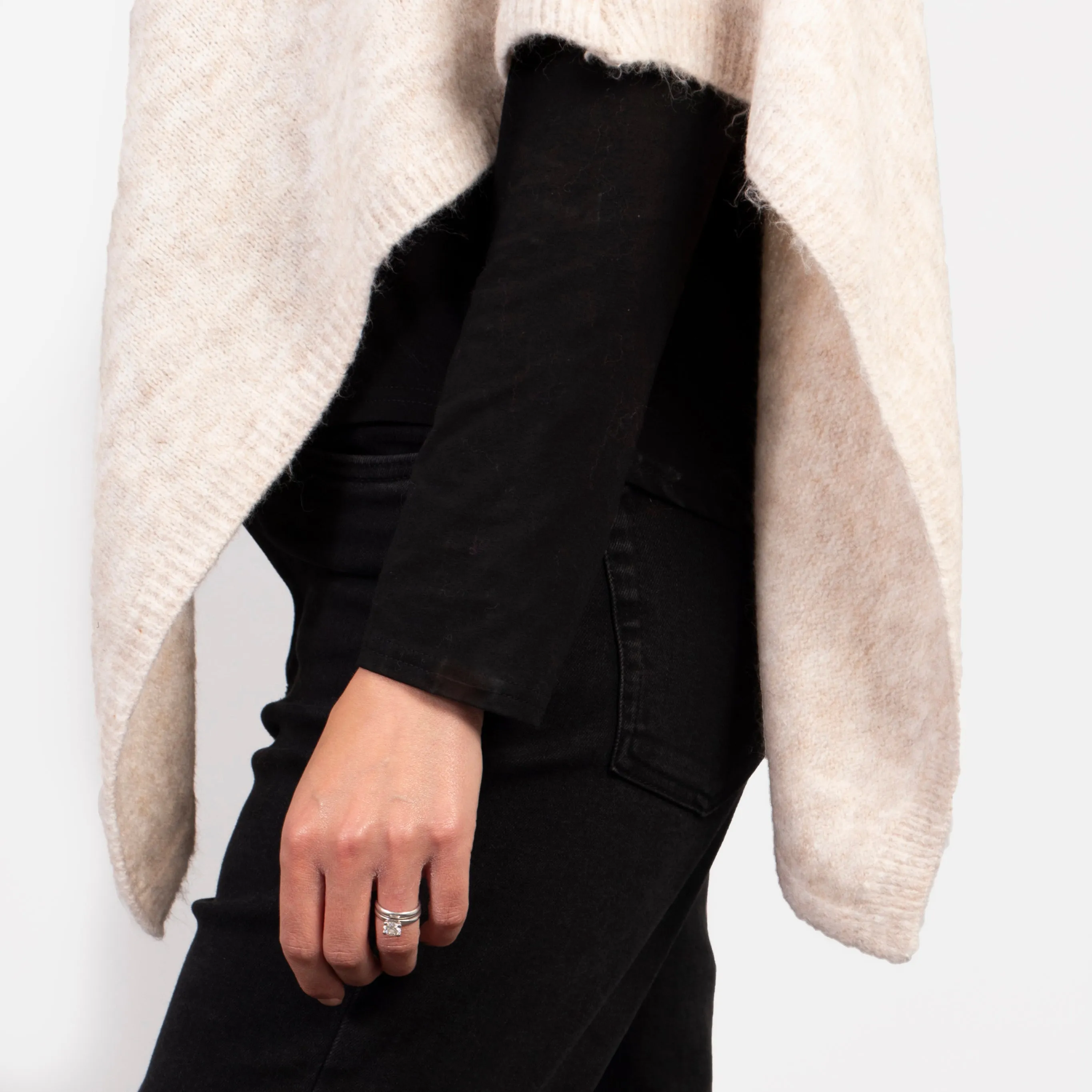 Nina Knitted Poncho - Cream