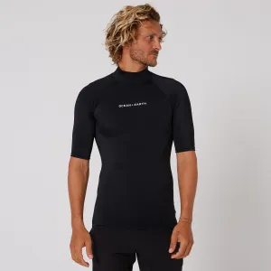 OCEAN & EARTH Script Rash Shirt SS - Black