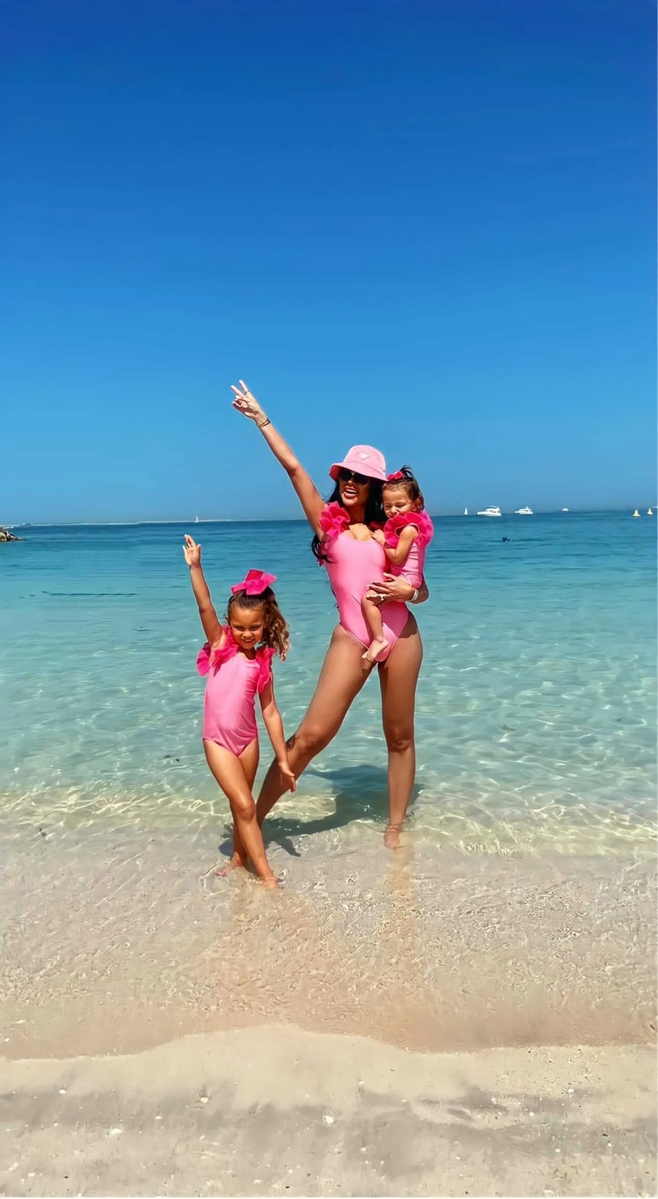Pink ruffled swimsuit - ADULT