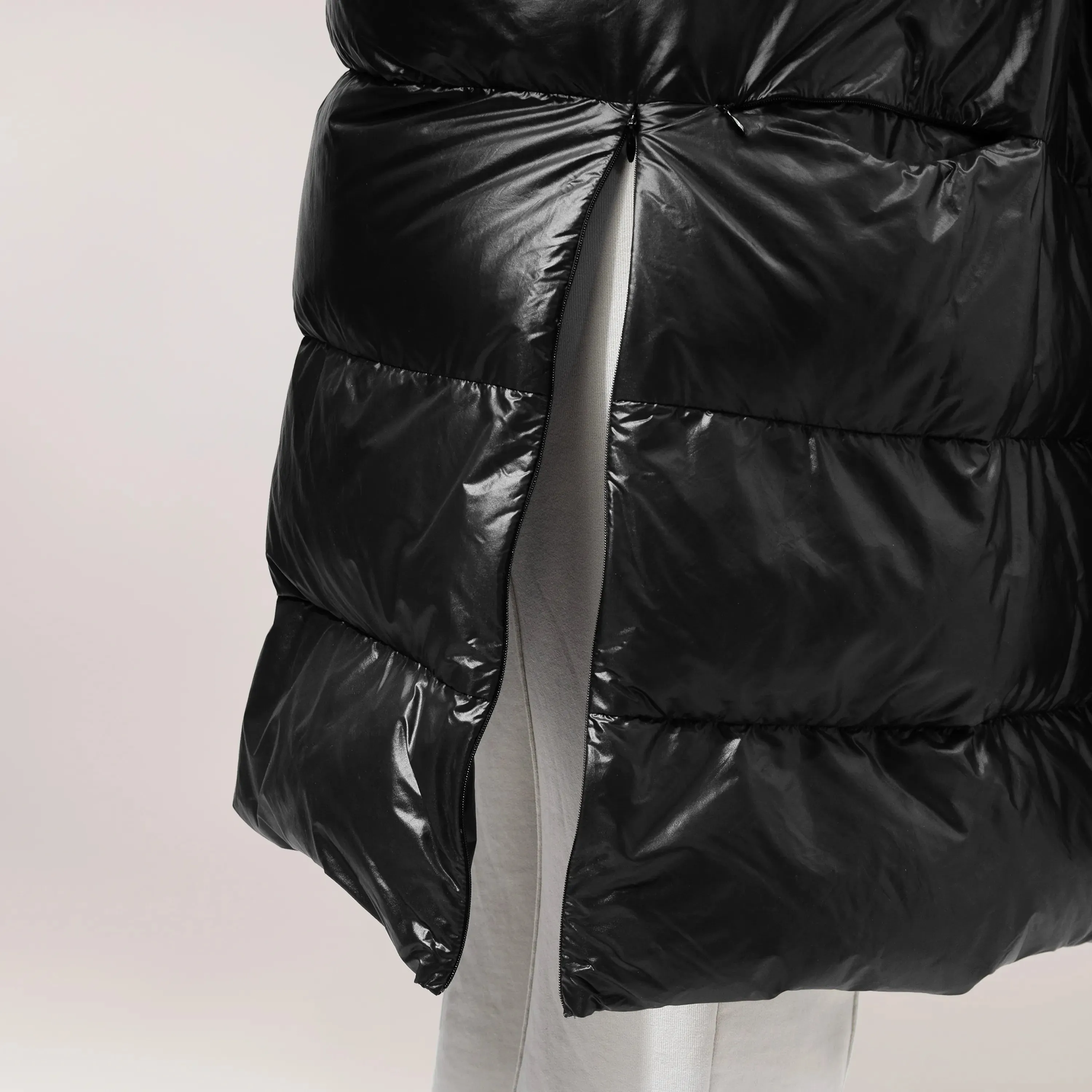 Puffer Vest - CORE BLACK