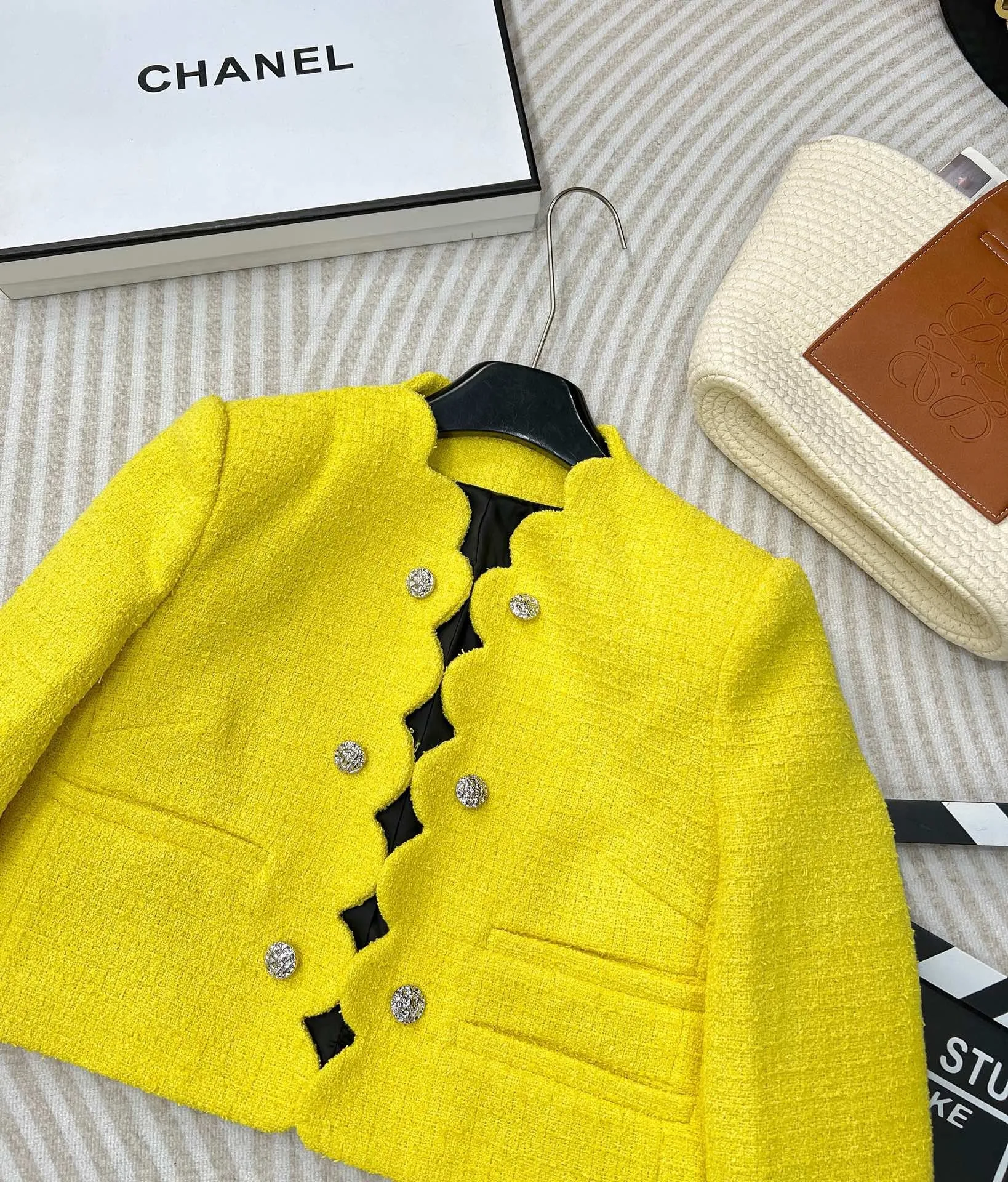 Radiance Scallop-Edge Tweed Blazer