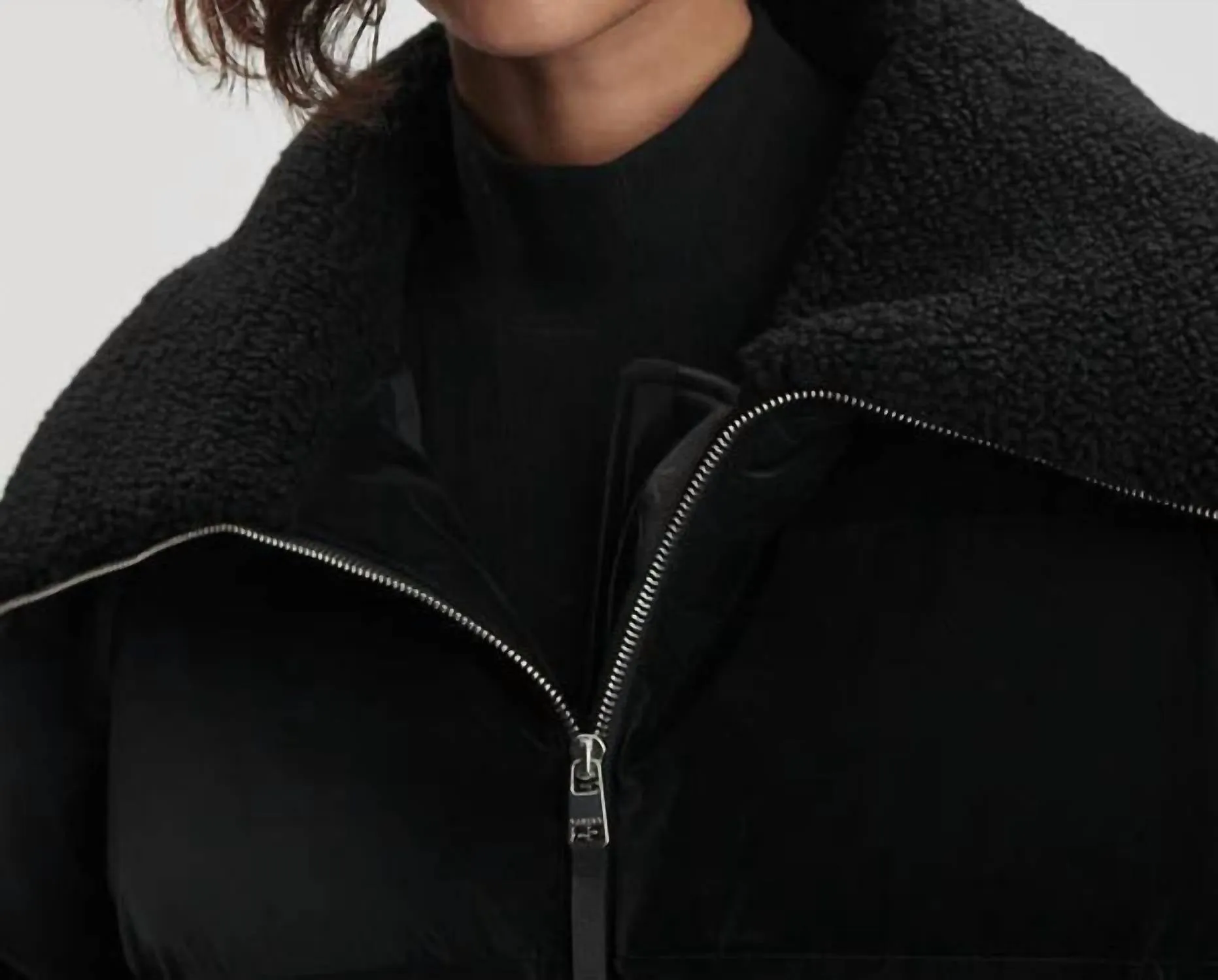 Roseville Down Jacket In Black