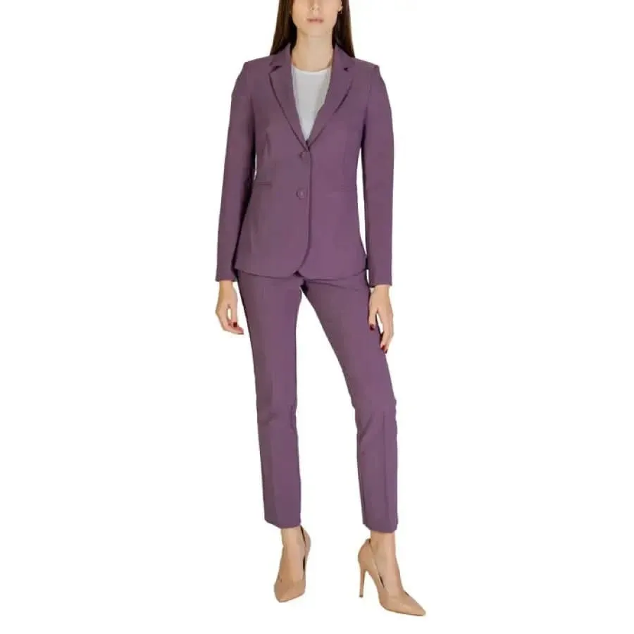 Sandro Ferrone Women's Purple Blazer with Lapel Collar and Buttons