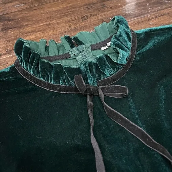 Sonja Morgan Velvet Dress Ruffled Tiered Long Sleeve Party Green Mermaid L