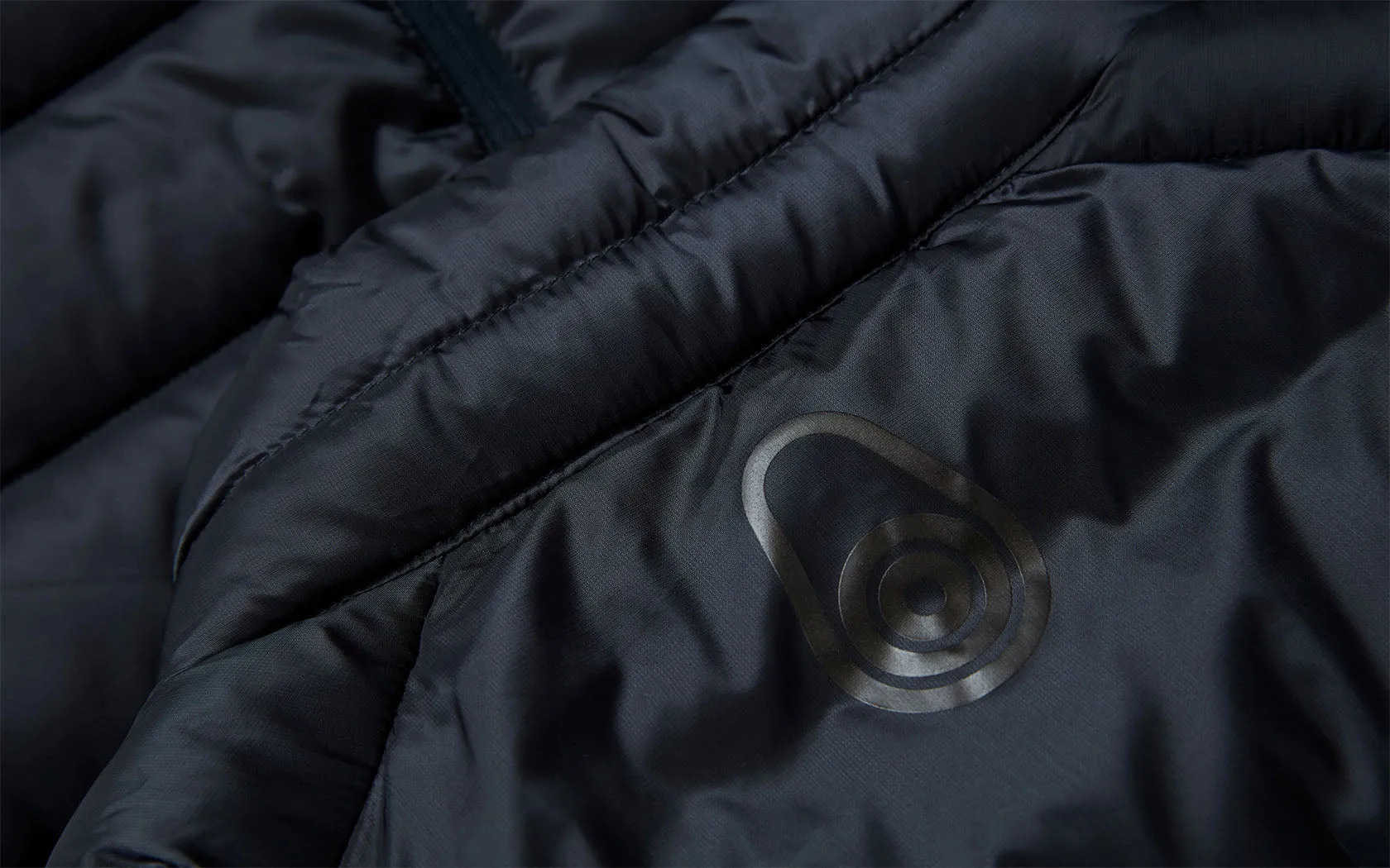 SPRAY DOWN JACKET