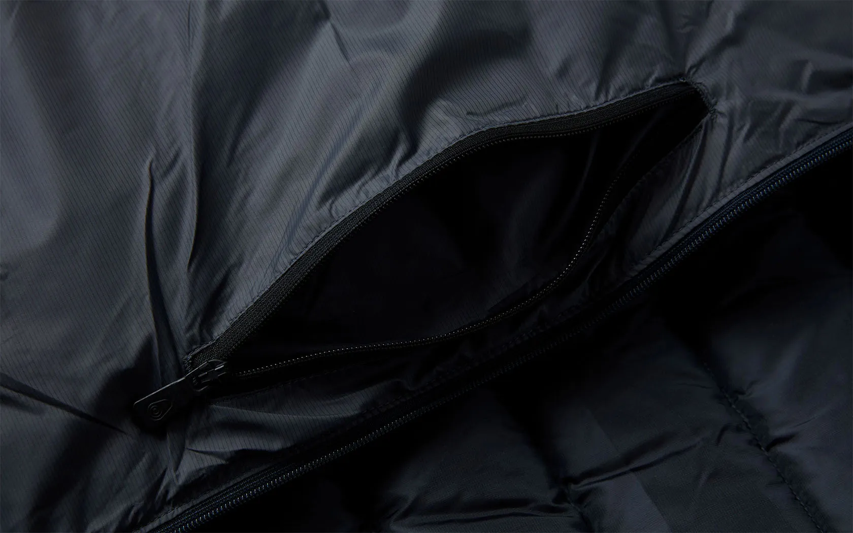 SPRAY DOWN JACKET