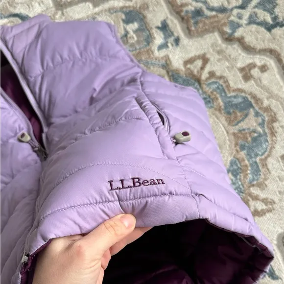 Super cool L.L.Bean - Reversible Vest size L