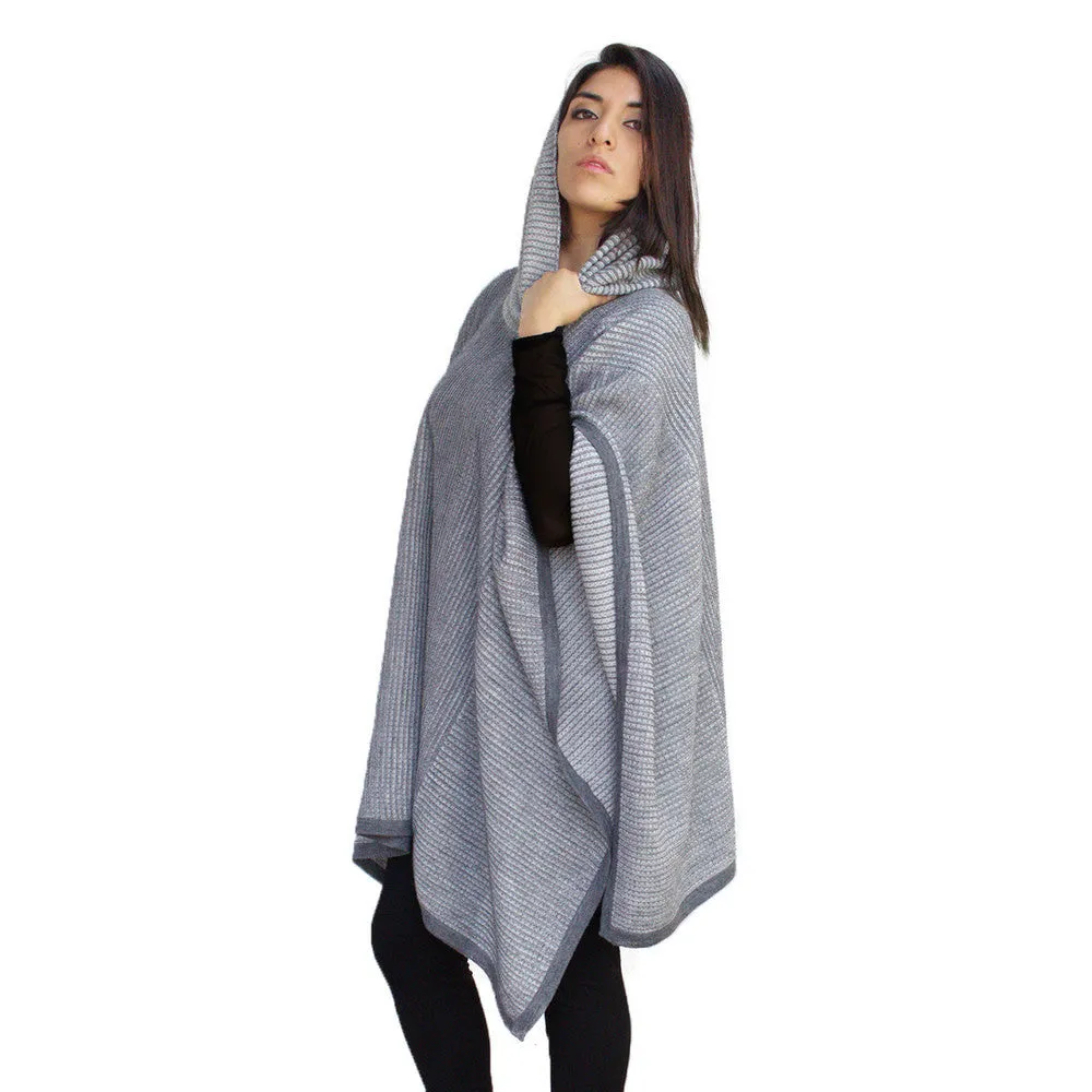 Superfine Alpaca Wool Knitted Turtleneck Poncho Edge Design