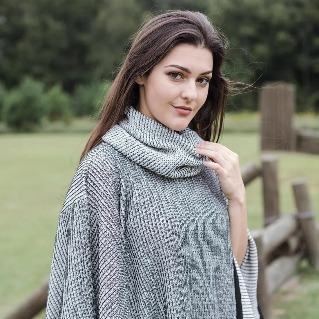 Superfine Alpaca Wool Knitted Turtleneck Poncho Edge Design