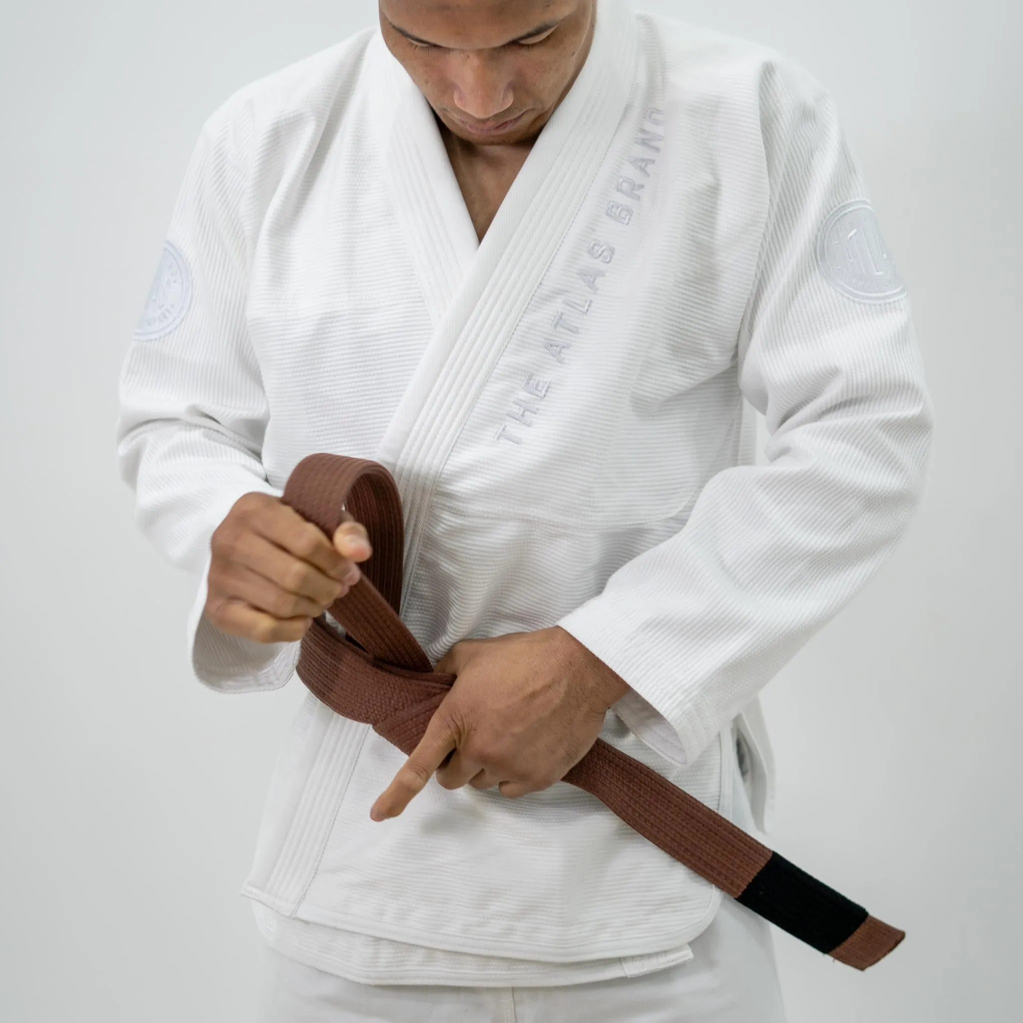 The Atlas Brand - Pro Standard 24 - WOW