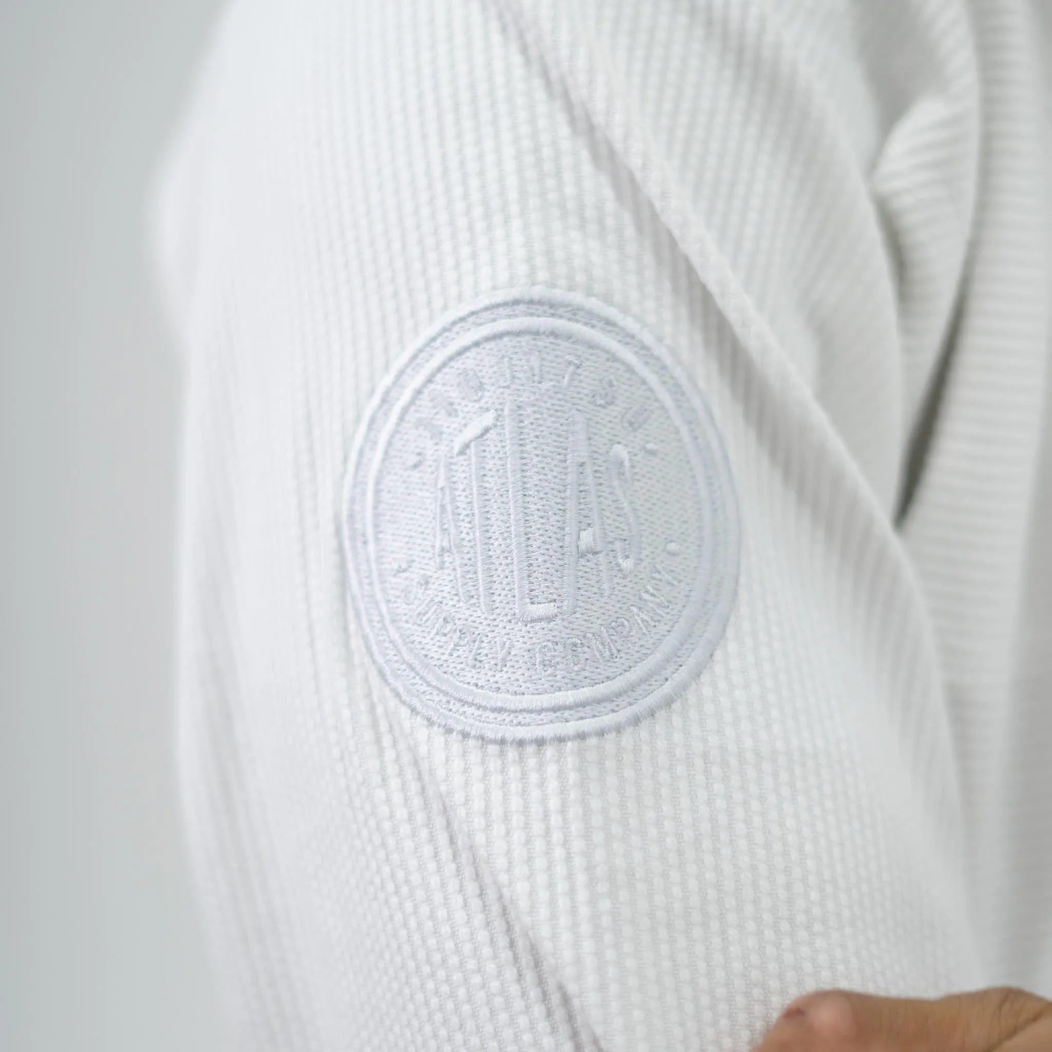 The Atlas Brand - Pro Standard 24 - WOW