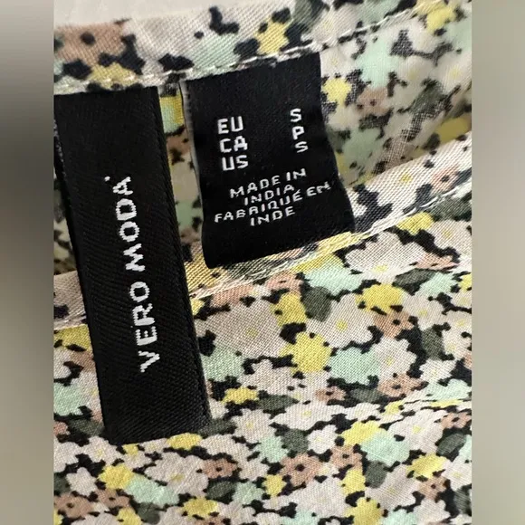 Vero Moda Lykke Puff Sleeve Floral Print Dress size small