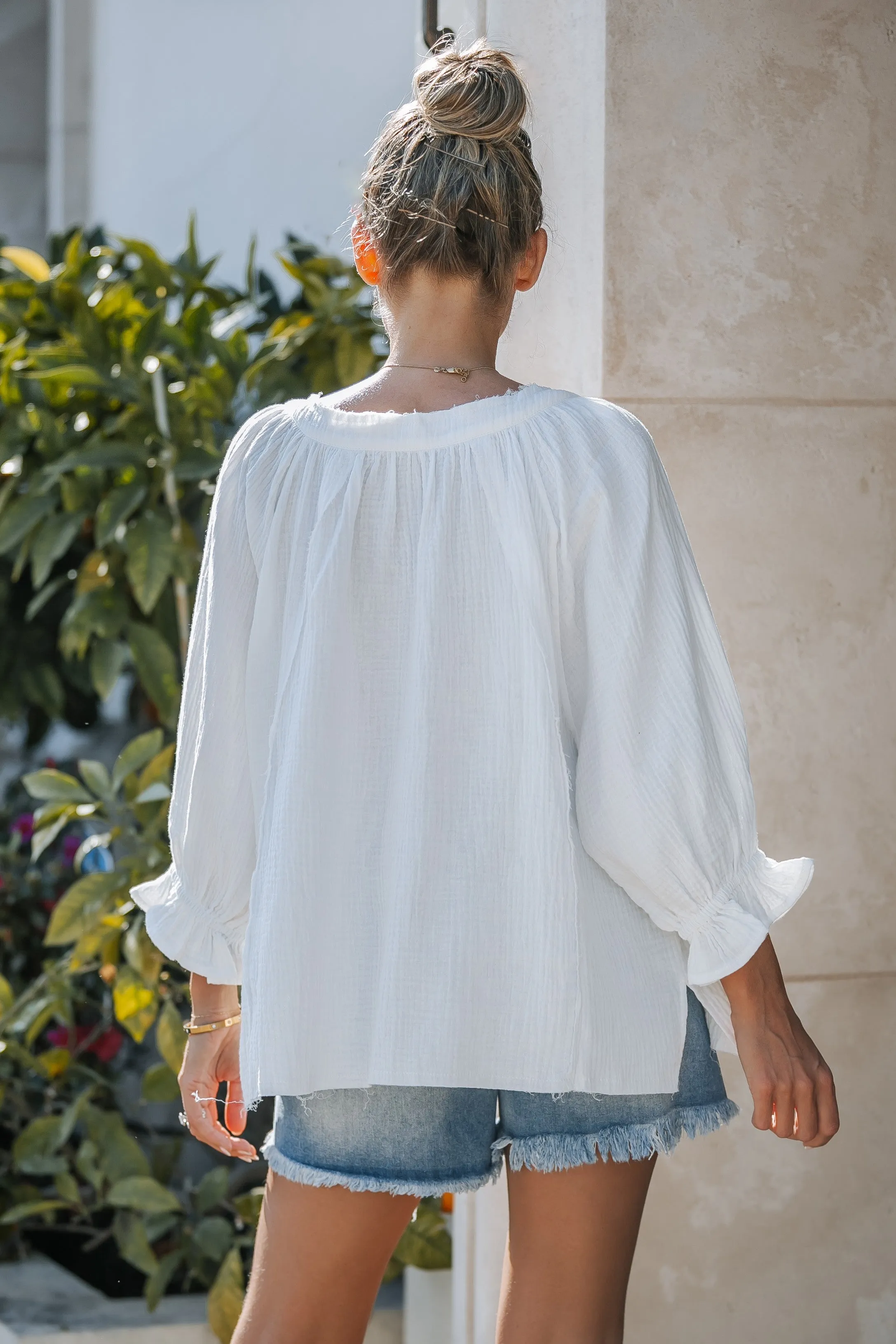WHITE RUFFLED SLEEVE COTTON BLOUSE