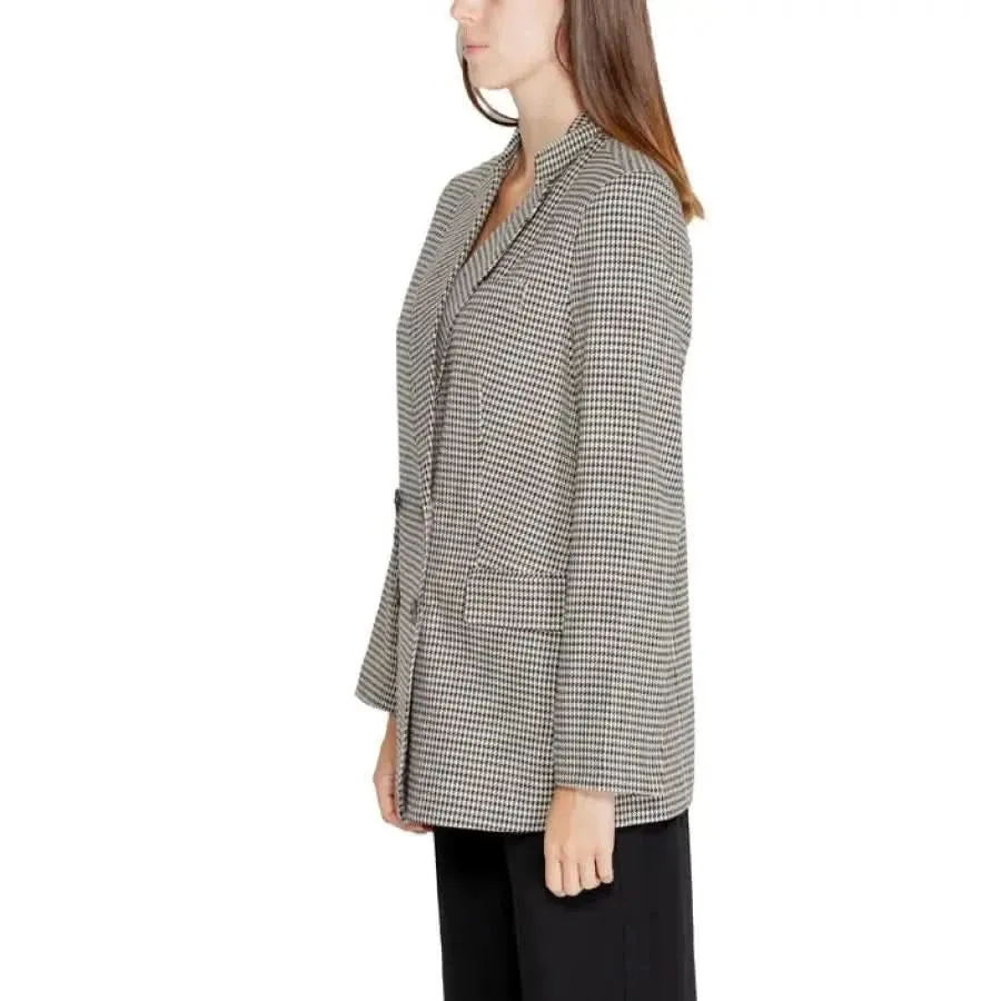 Women's Black Checked Blazer with Buttons and Front Pockets