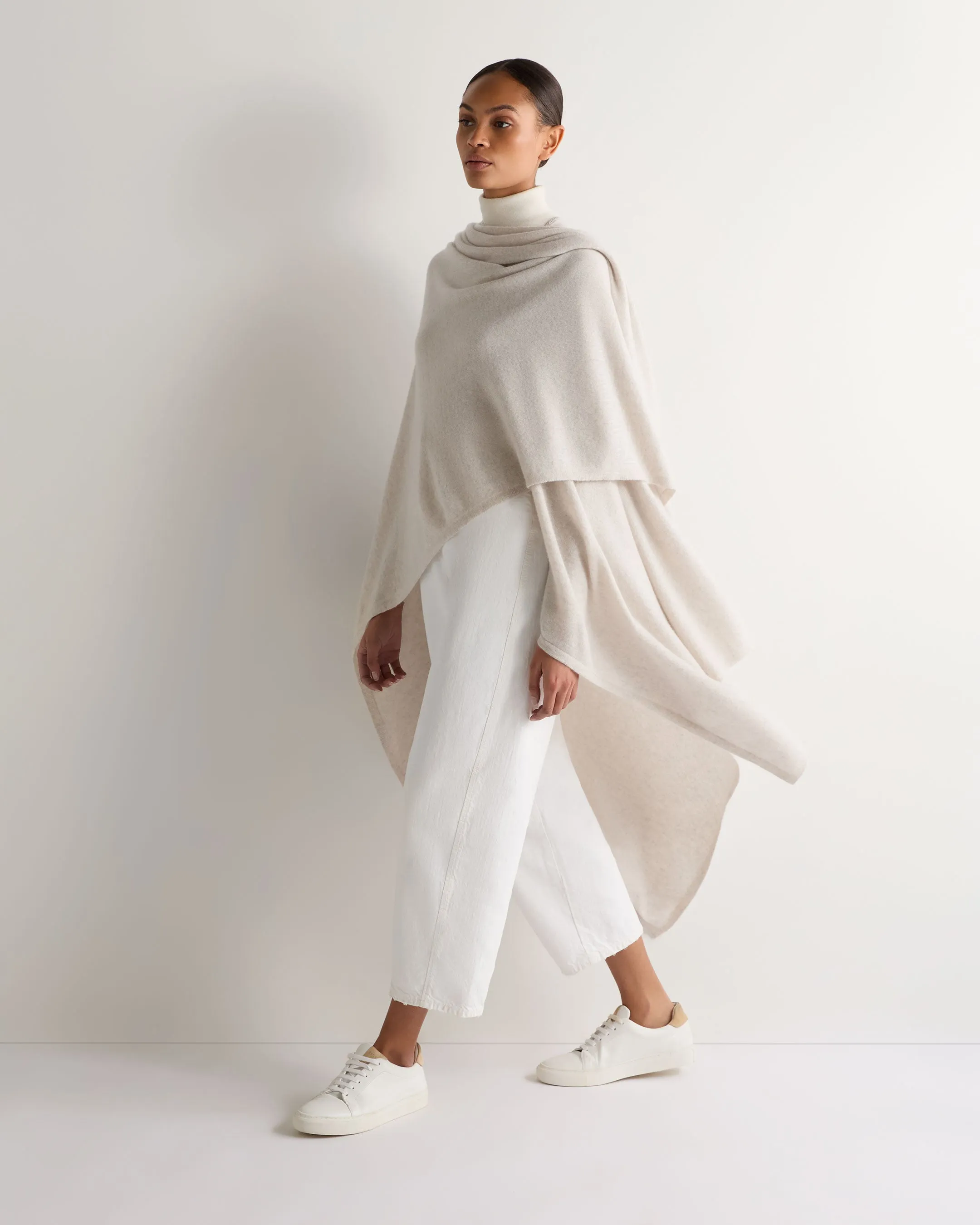 Women's Lily Metal Trim Lightweight Cashmere Cape Pebble Grey