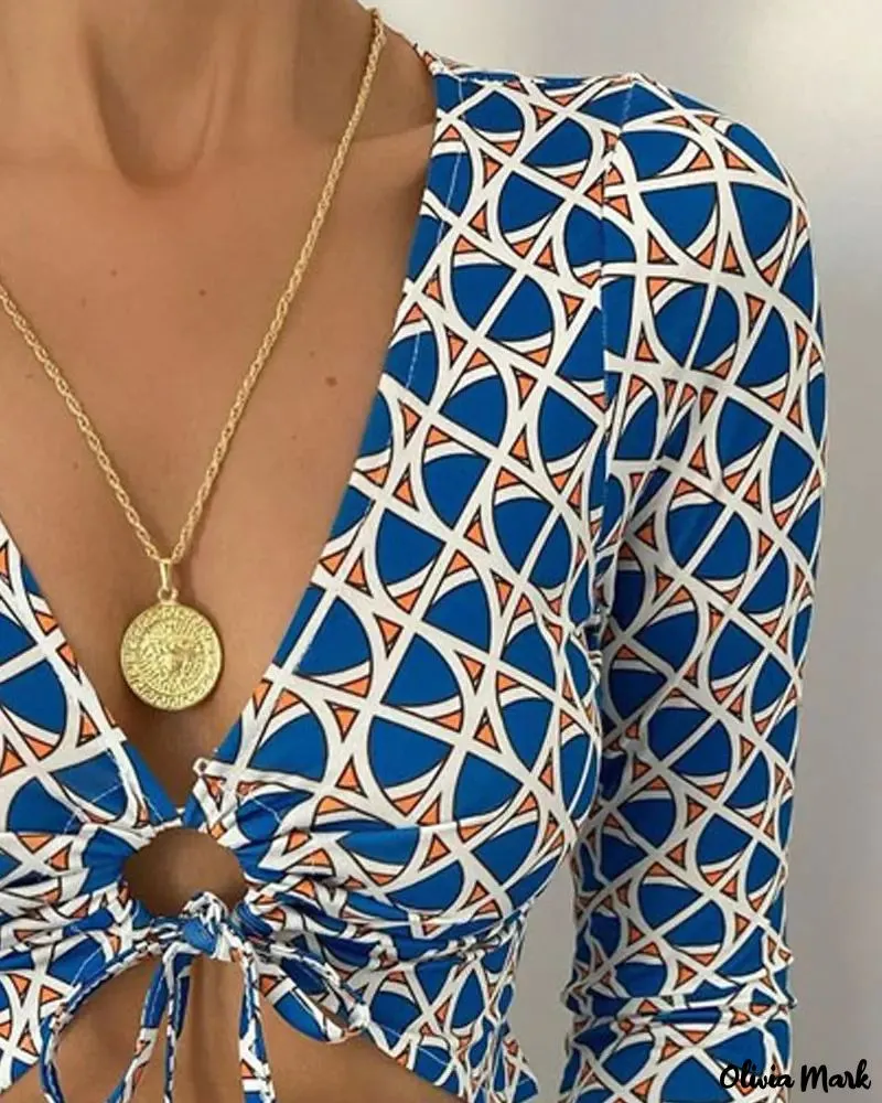 Xieyinshe - Geometric Print Long Sleeve Tied Crop Top