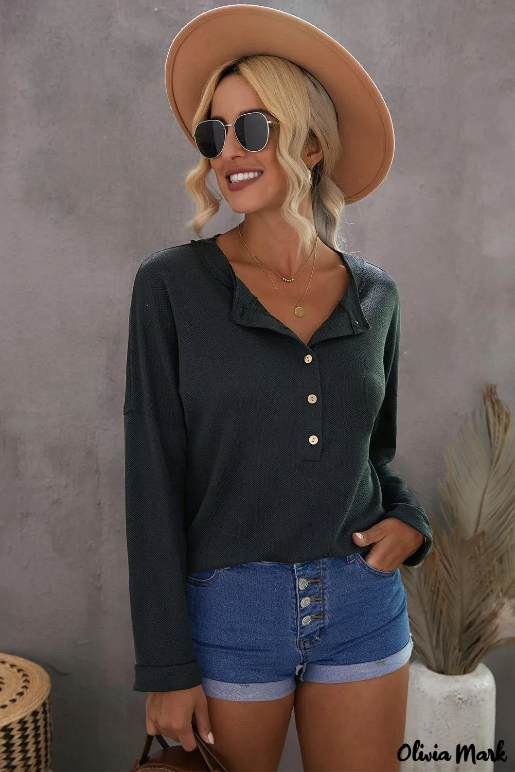 Xieyinshe - Loose buttoned khaki long sleeve shirt