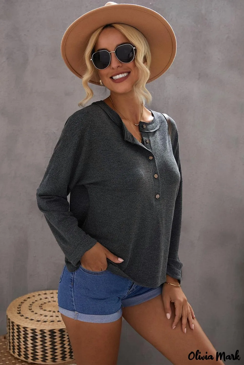 Xieyinshe - Loose buttoned khaki long sleeve shirt